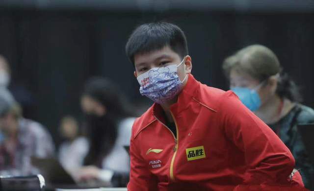 不同世界的人